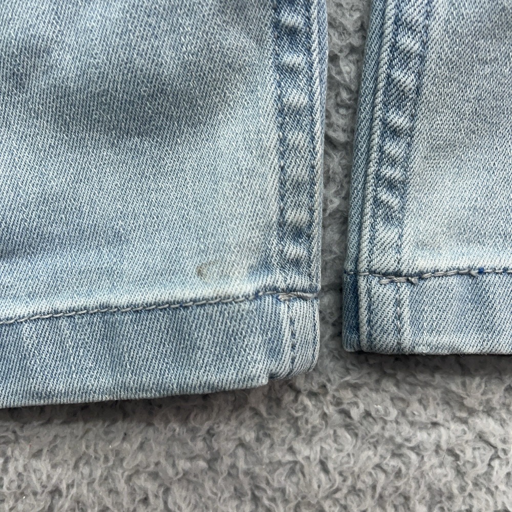 Mugsy Grands Jeans Mens 33x30 Tapered Blue Stretch Denim Light Wash - Picture 10 of 12